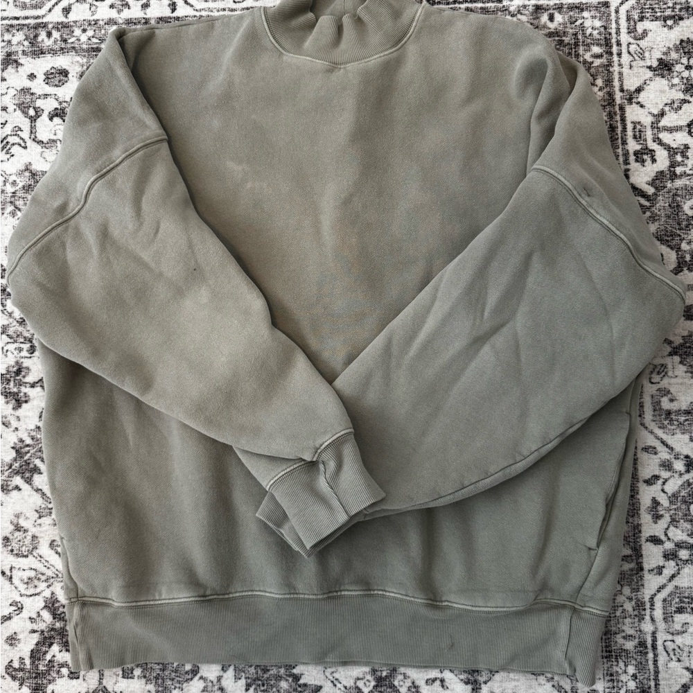 Women’s TNA Olive Green Sweater